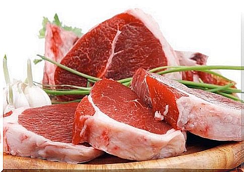 Common causes of high uric acid such as eating red meat