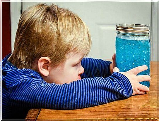 A promising invention: sensory bottles