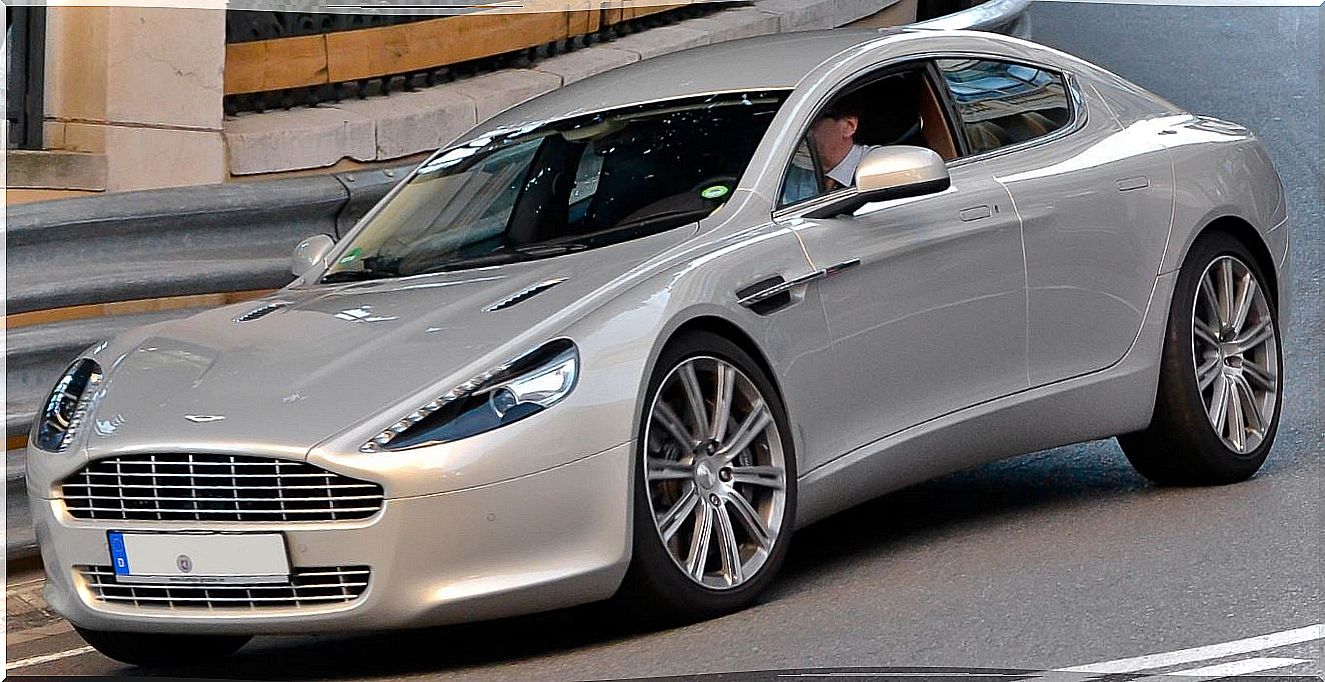 Aston Martin Rapide brand history