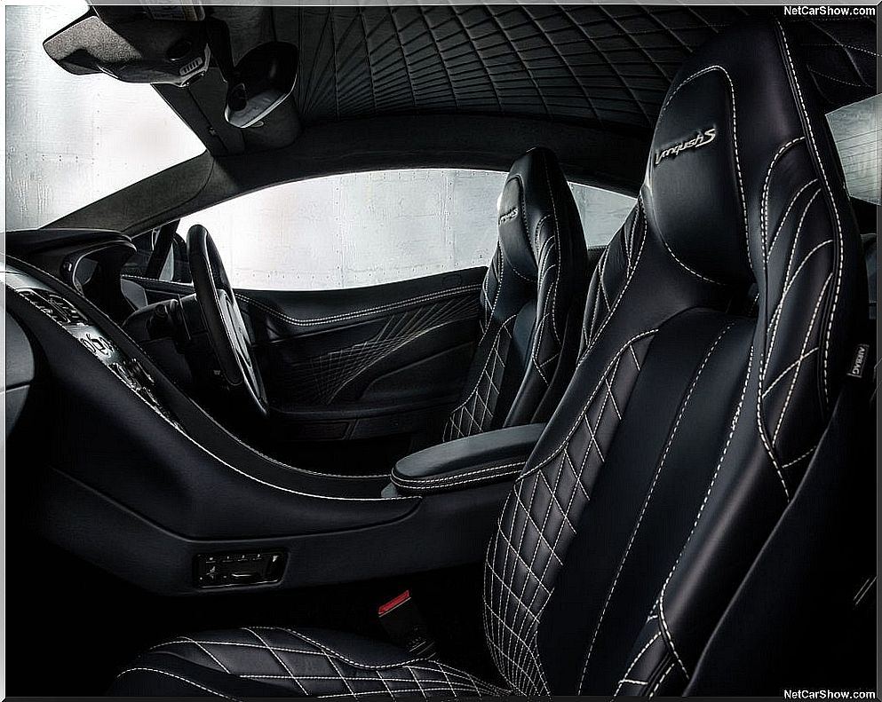 Aston Martin Vanquish S: interior