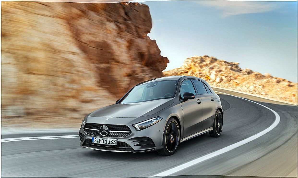 Compact Mercedes A-Class 2018: front