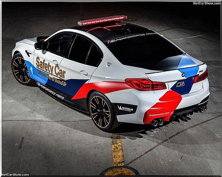 BMW M5 Safety Car: rear