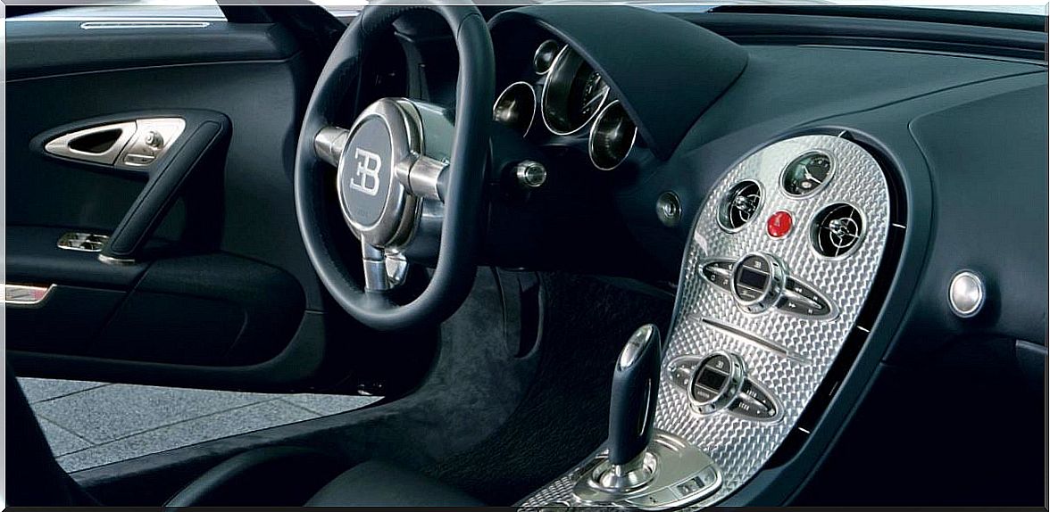 Bugatti Veyron interior, synonymous with luxury and sportiness