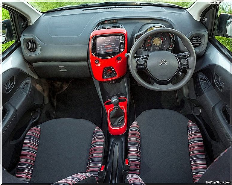 Citroën C1: interior