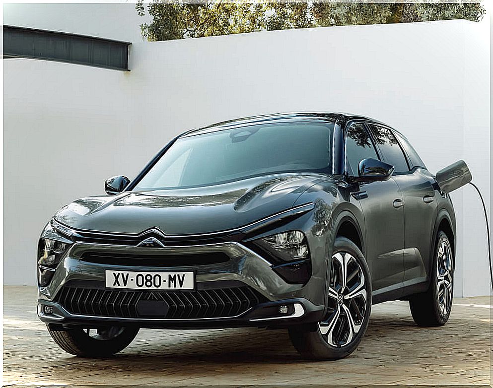 Citroën C5 X, a crossover with all the laws