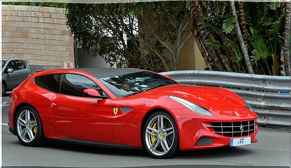 Ferrari FF red color.