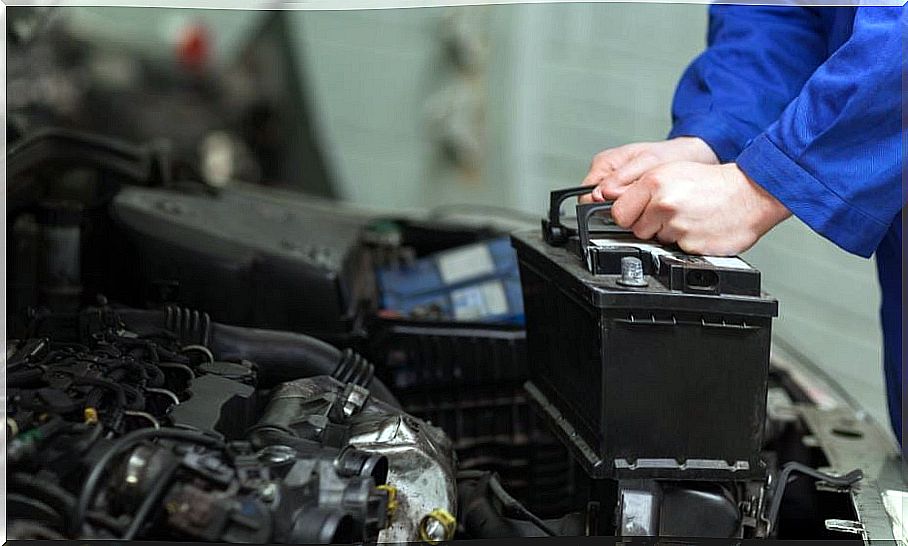 How a car battery works.