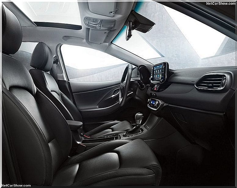 Hyundai i30 CW: interior