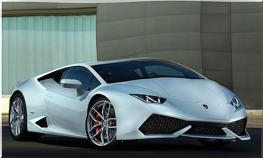 Lamborghini Huracán, the record sports car that everyone wants