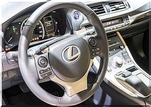 2018 Lexus CT200h: interior