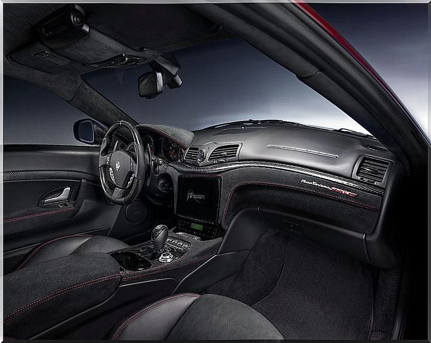 Maserati GranTurismo: interior