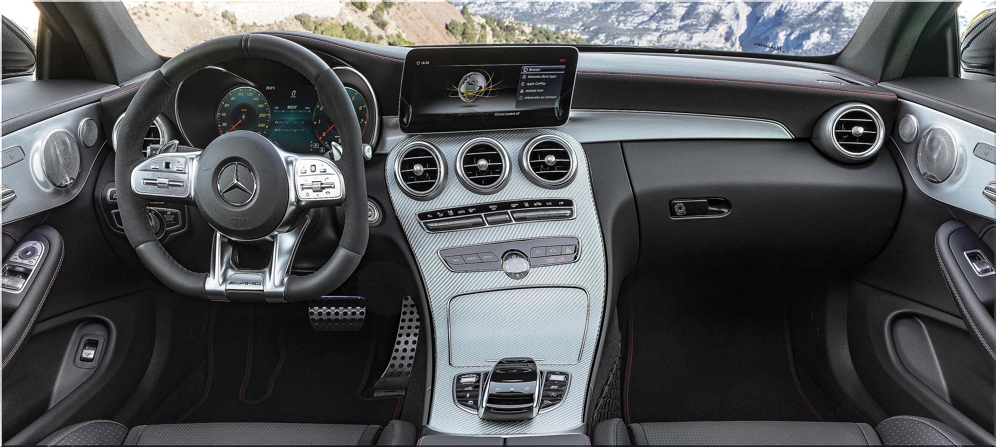 Mercedes-AMG C 43 Coupé: interior