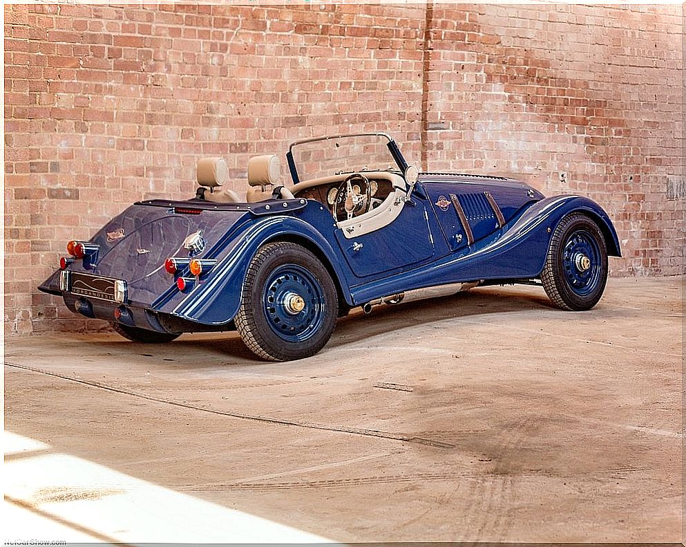 Morgan 4/4: rear