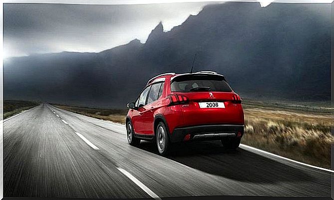 Peugeot 2008 rear view