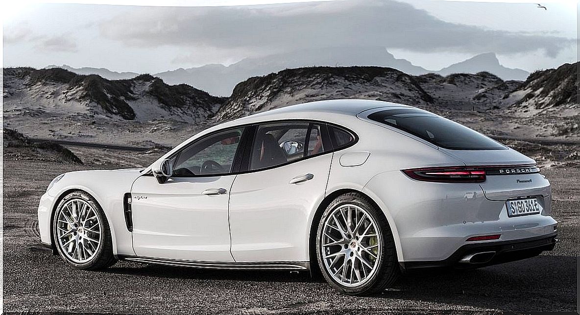 Design of the Porsche Panamera E Hybrid.