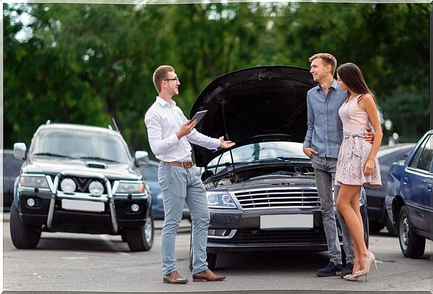 Precautions you should have when buying a used car