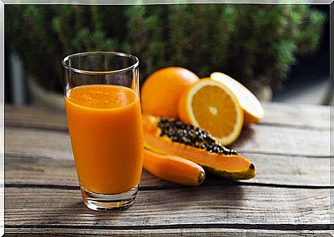 A papaya smoothie is good for the liver