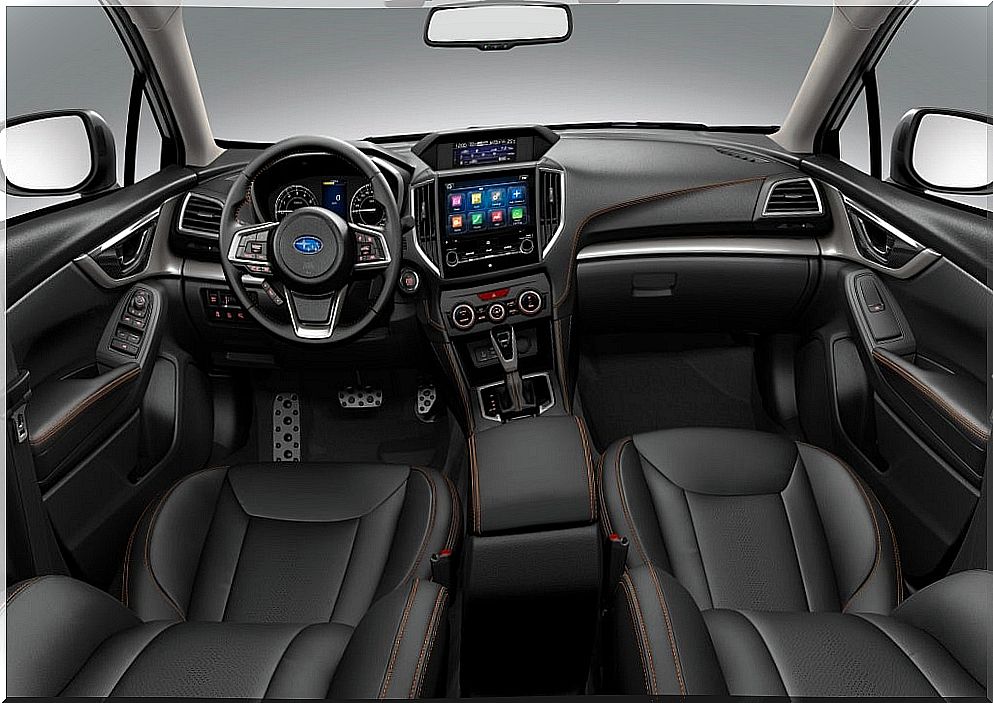 Subaru XV: interior