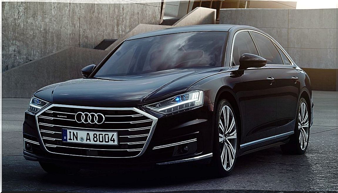 Audi A8 new luxury saloon design technology