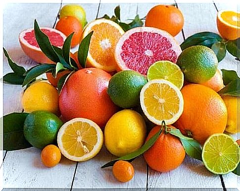 Diet for cleansing the liver based on citrus consumption