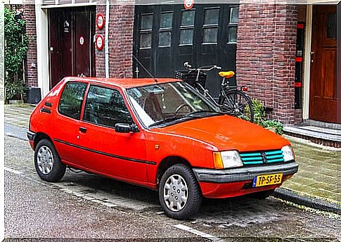 Peugeot 205