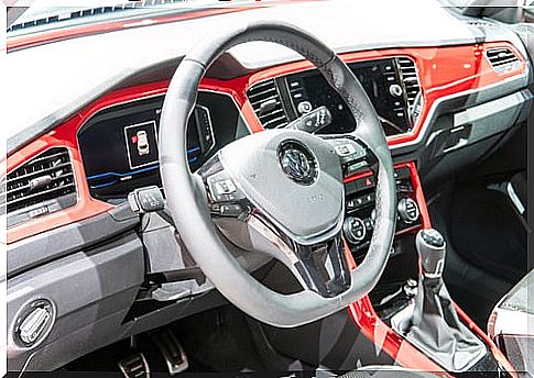 Volkswagen T-Roc: interior